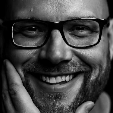 Stephan Netz - Motorradfahrlehrer in Zug – Instruktor für Motorrad Grundkurs